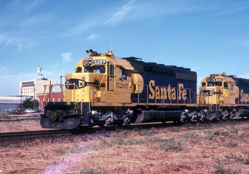 ATSF SD40-2 #5207